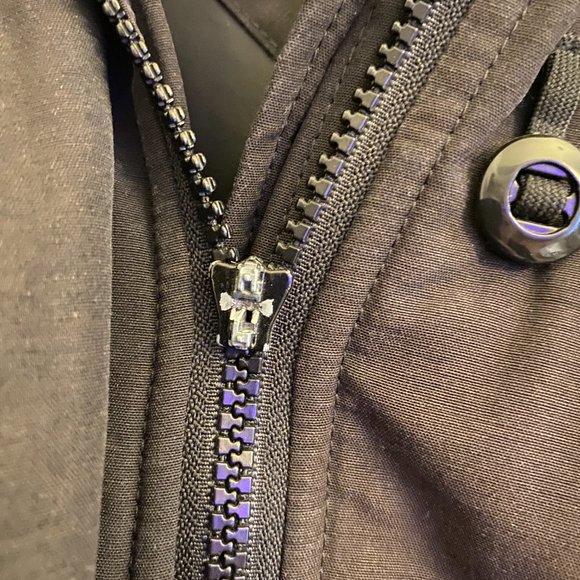 Canada Goose - Black Kensington Parka (Woman) size M - Picture 5 of 5